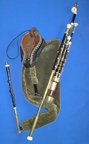 uilleann pipes