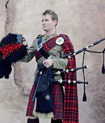 Bagpiper